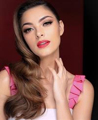 Demi-Leigh Nel-Peters