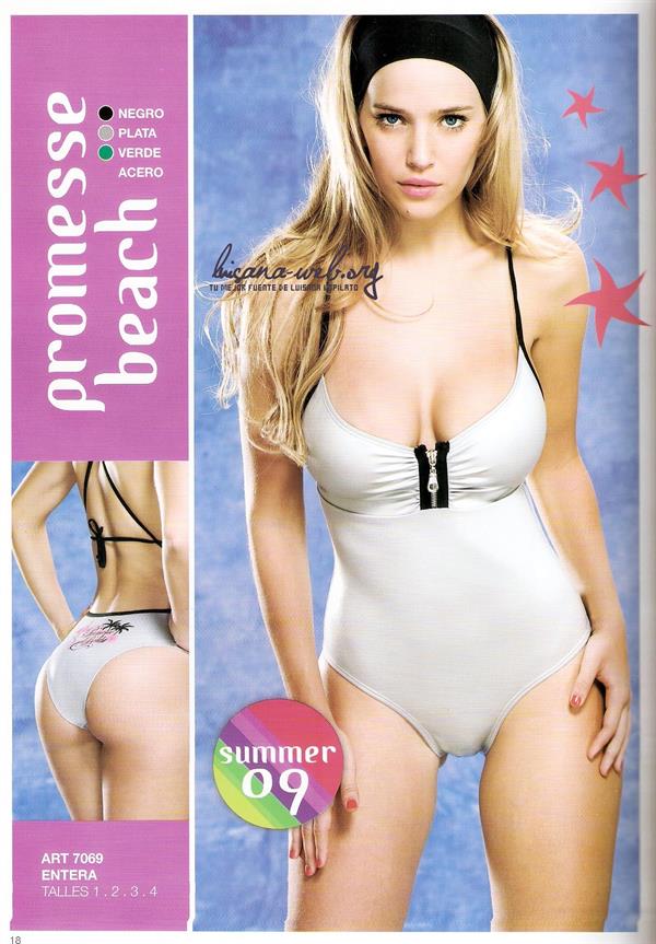Luisana Lopilato in a bikini