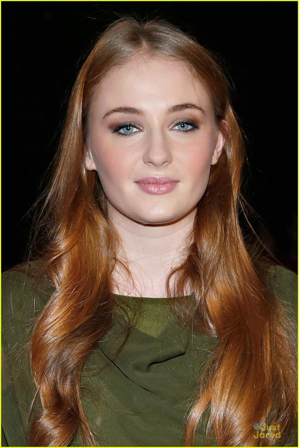 Sophie Turner (Actress)