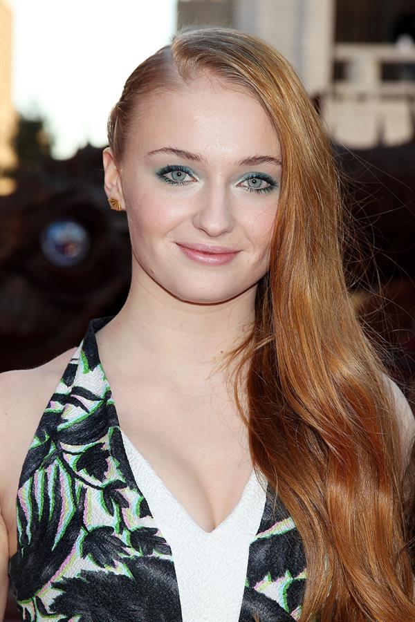 Sophie Turner (Actress)