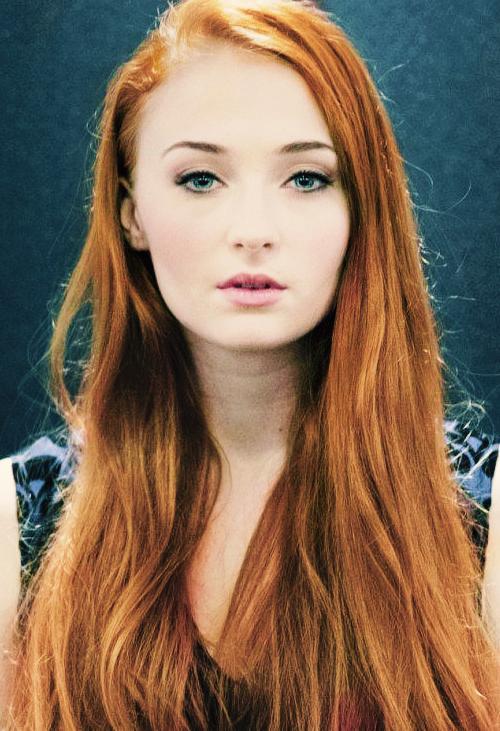 Sophie Turner (Actress)