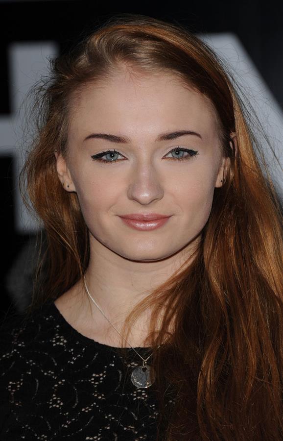 Sophie Turner (Actress)