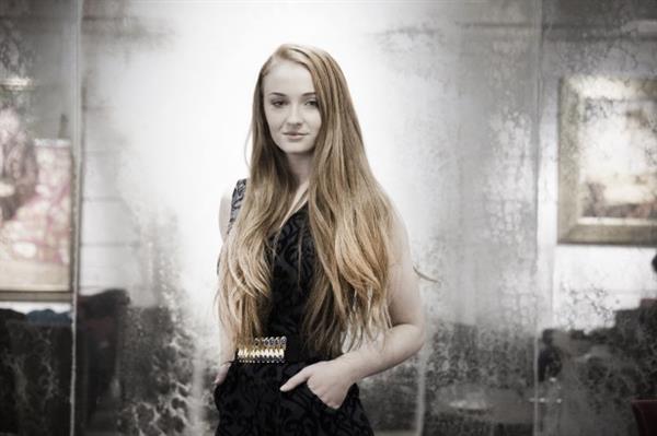 Sophie Turner (Actress)