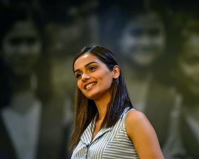 Manushi Chhillar