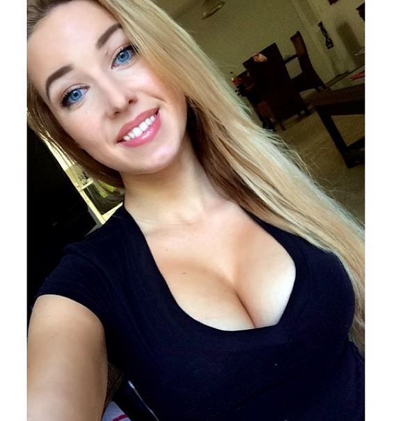 Maria Doroshina taking a selfie