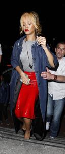 Rihanna enjoys a night out in Manchester (12.06.2013) 
