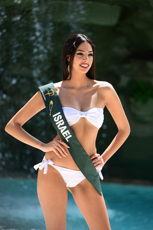 Elian Qupty in a bikini