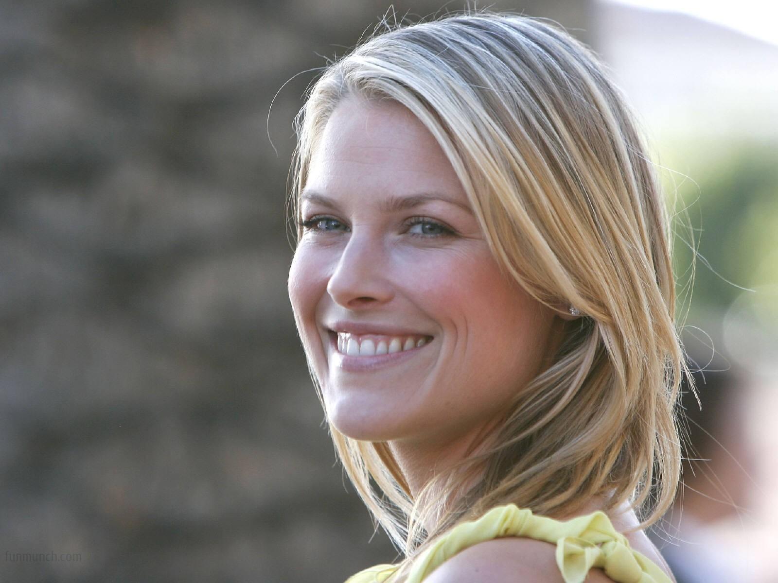 Ali Larter Pictures