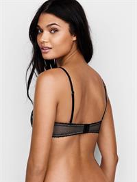 Daniela Braga in lingerie