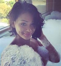 Siray Kong taking a selfie