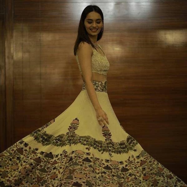 Manushi Chhillar