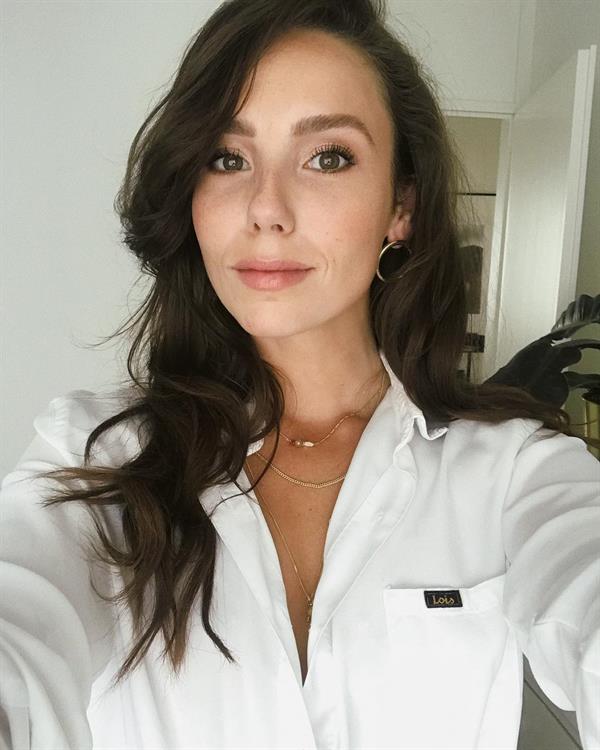 Gwen van Poorten taking a selfie