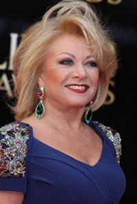 Elaine Paige