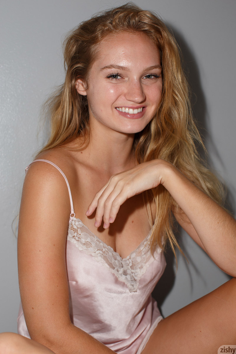 Ellen Kennedy Posing naked