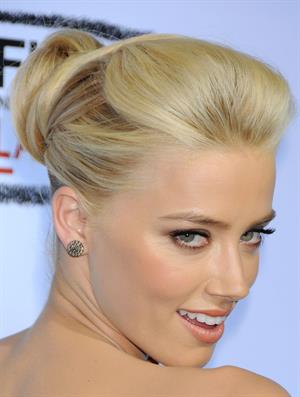 Amber Heard the Rum Diary premiere in Los Angeles on October 13, 2011