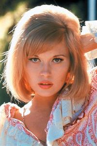 Faye Dunaway