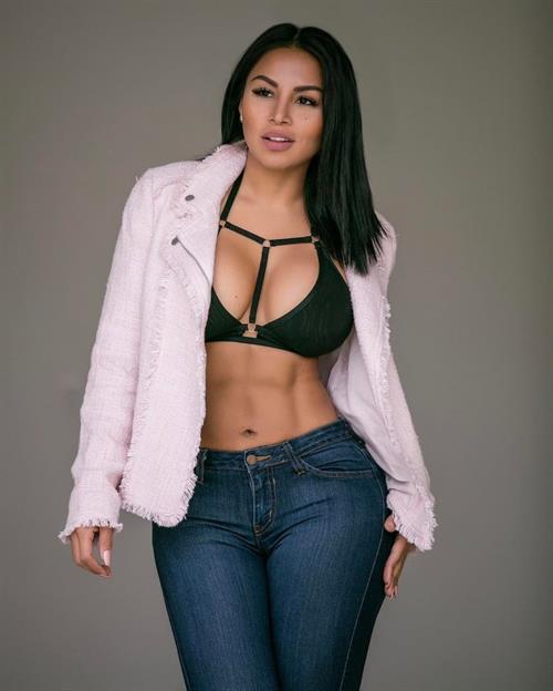 Dolly Castro