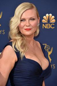 Kristne Dunst Big Breasts Emmy Awards Los Angeles