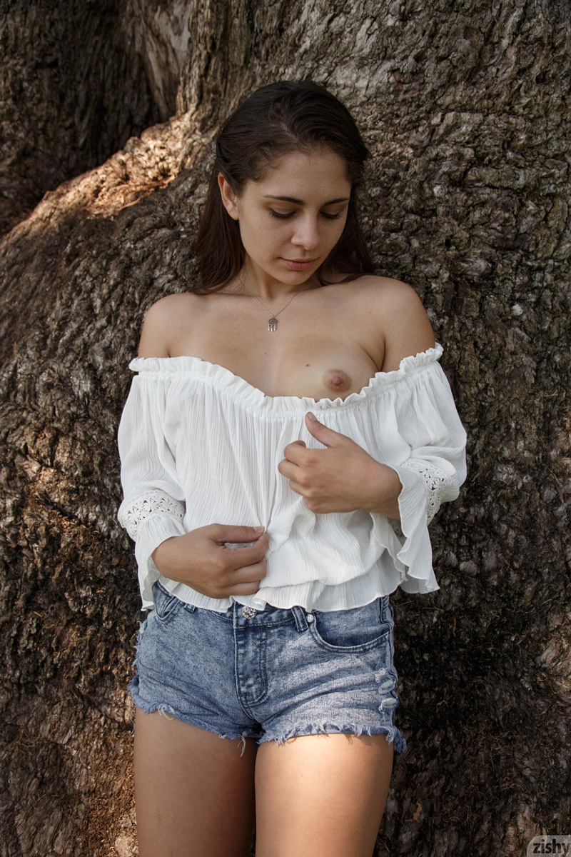 Tiffany Drake Car Strip