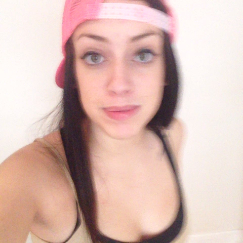 Anna Clendening taking a selfie