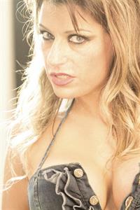 Isabelle Cooper - Non nude Modelsharing

Isabelle Cooper is sexy and very busty in this non-naked photoshoot. She obviously tease us showing off her very deep cleavage in her different outfits. As a big titted maiden we can observe her seethrough dress where she has HUGE and extremely HARD nipples!

The best of Isabelle's body is of course her enormous TITS!