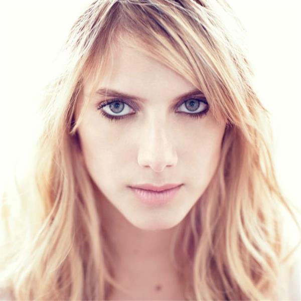 Mélanie Laurent