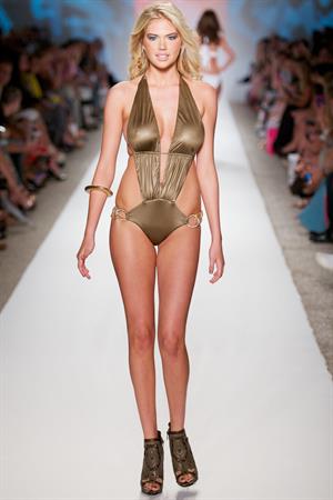 Beach Bunny Swimwear SS 2011 Runway