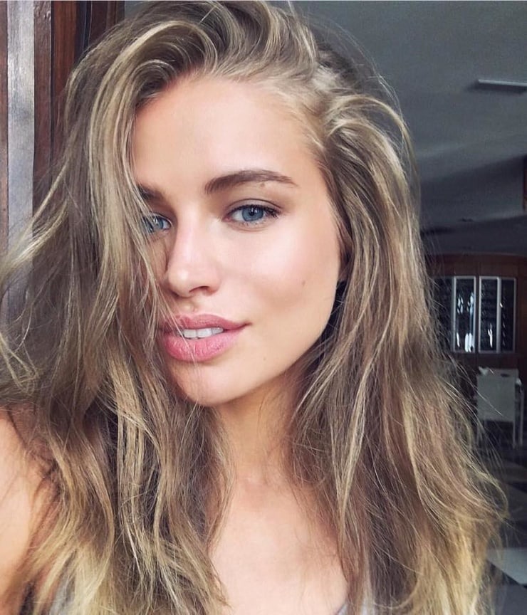 Tanya Mityushina taking a selfie