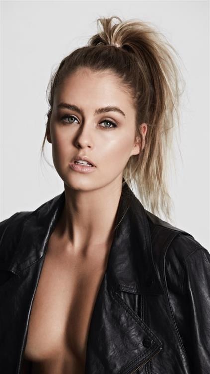 Stephanie Claire Smith