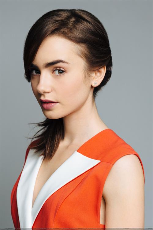 Lily Collins
