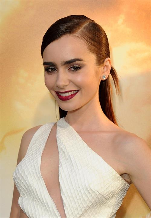 Lily Collins