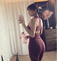 ohttomom taking a selfie