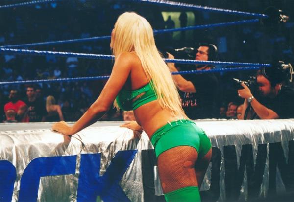 Torrie Wilson - ass