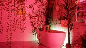 Bella Thorne Pictures Pictures from Bella Thorne's Thorne By Bella shop. November 2018