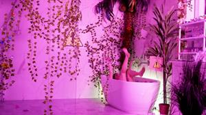 Bella Thorne Pictures Pictures from Bella Thorne's Thorne By Bella shop. November 2018