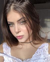 Ingrid Germanno taking a selfie