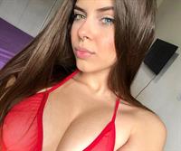 Ingrid Germanno taking a selfie