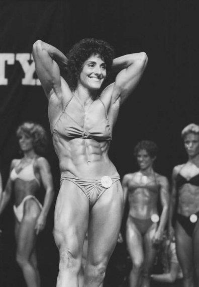 Laura Combes Pictures Laura Combes