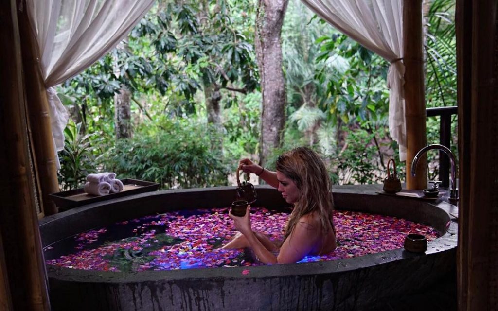 Nikki Blackketter Pictures Nikki Blackketter