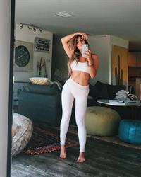 Nikki Blackketter taking a selfie