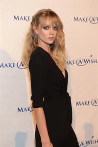Lindsay Ellingson Pictures Lindsay Ellingson