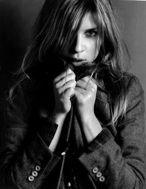 Clemence Poesy