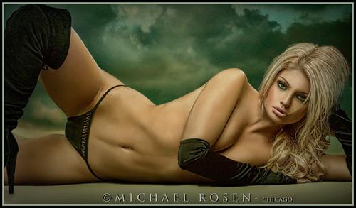 Caitlin Hixx in lingerie