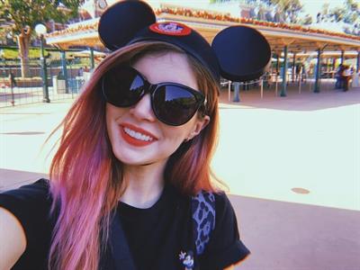 Chrissy Costanza taking a selfie
