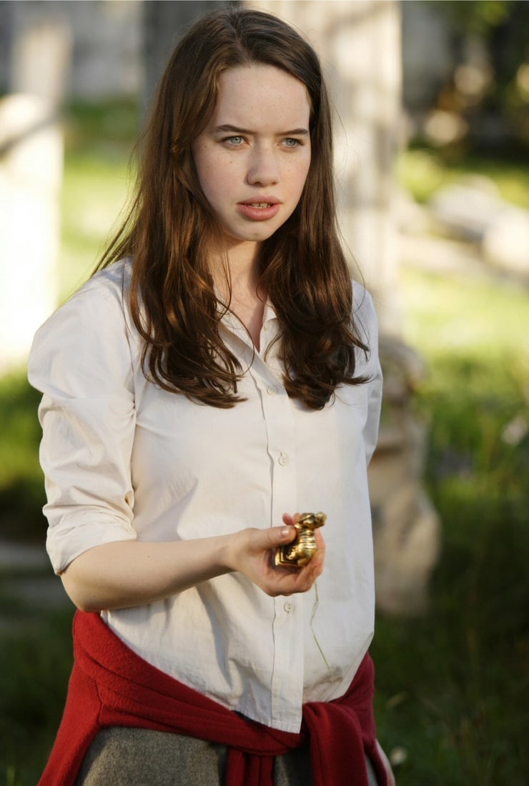 anna-popplewell