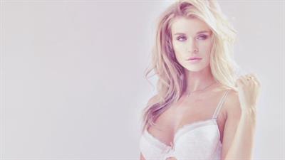 Joanna Krupa in lingerie