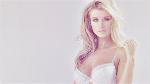 Joanna Krupa in lingerie