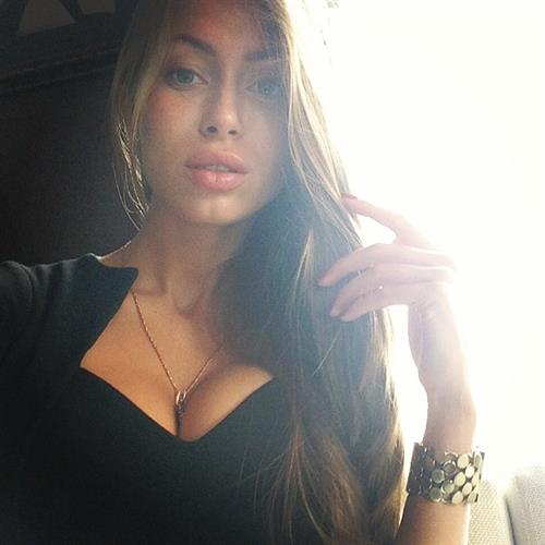 Mirgaeva Galinka taking a selfie