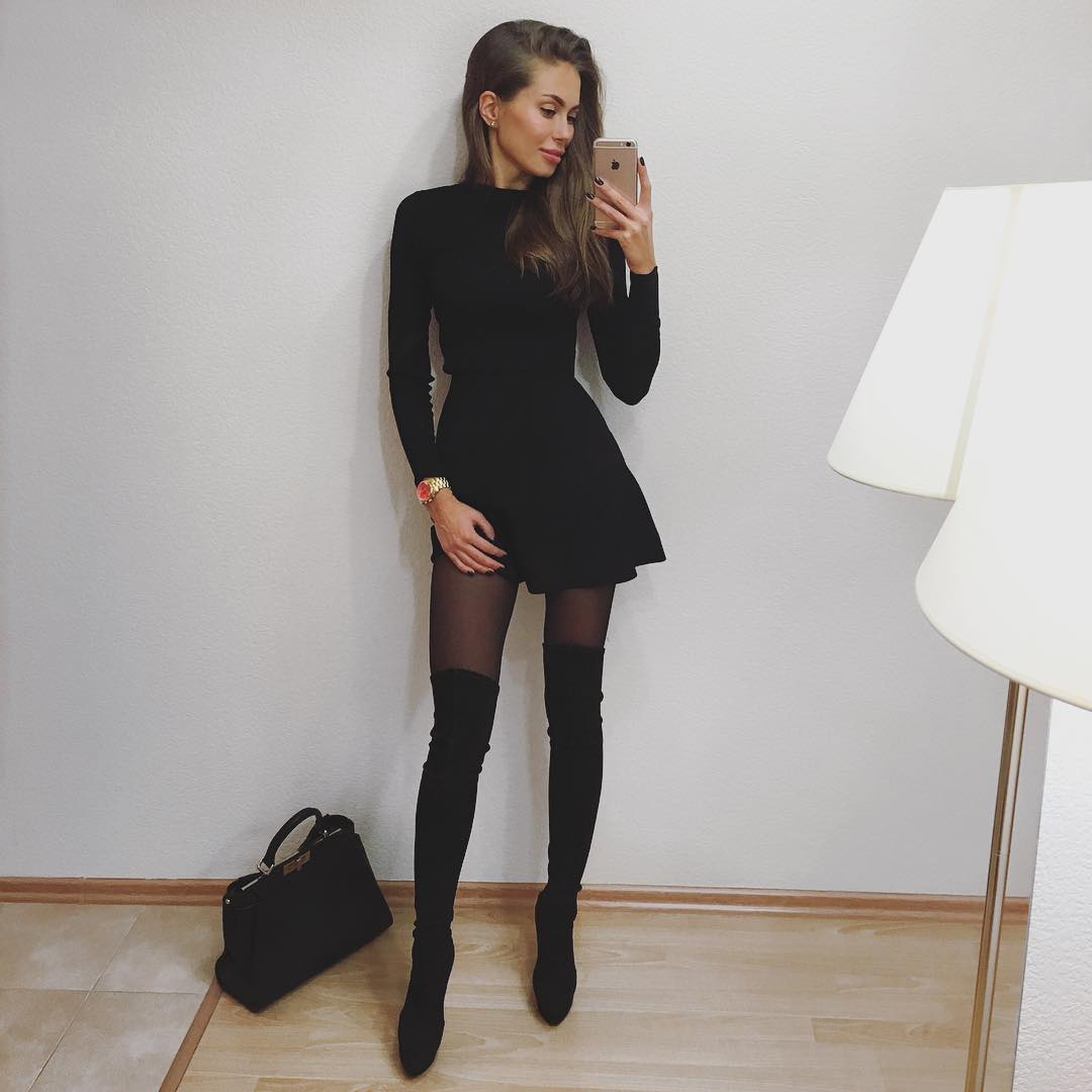 Mirgaeva Galinka taking a selfie