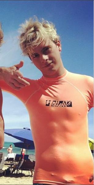 Riker Lynch